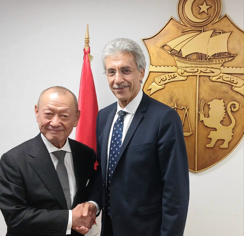 وزير الإقتصاد يجتمع برئيس الجمعية اليابانية للاقتصاد والتنمية في افريقيا